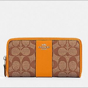 Coach Large Zip Accordion Wallet